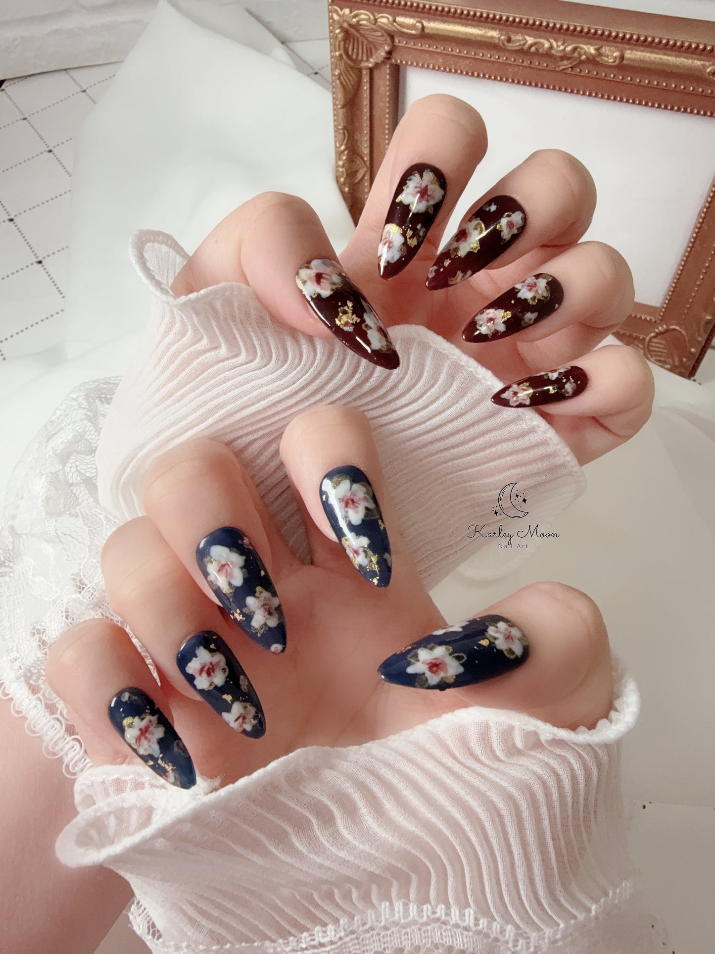 Vintage Classic Golden Flowers Press On Nails - KarleyMoonNail