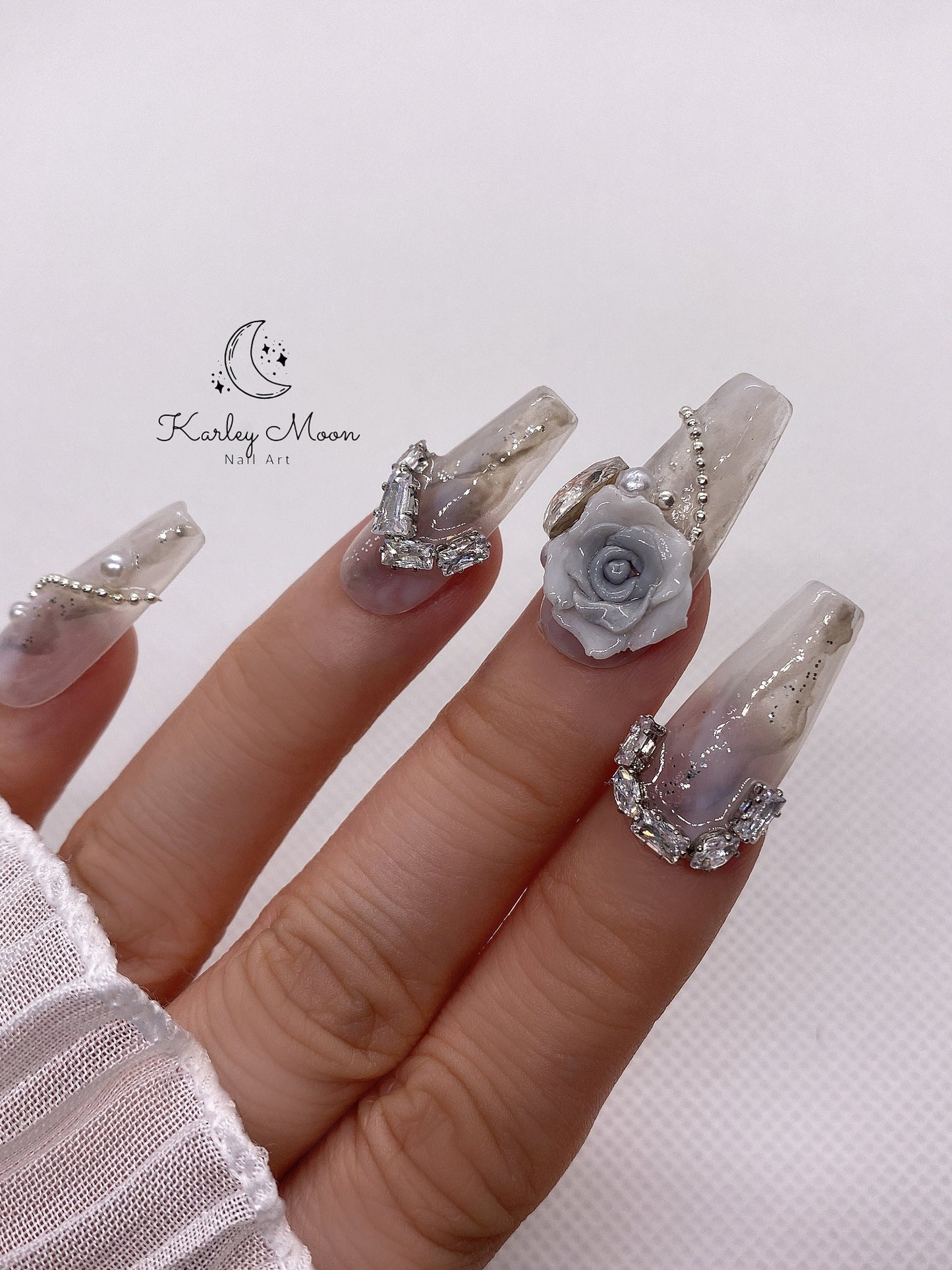 Luxury Fancy Flower Rhinestones Press On Nails - KarleyMoonNail