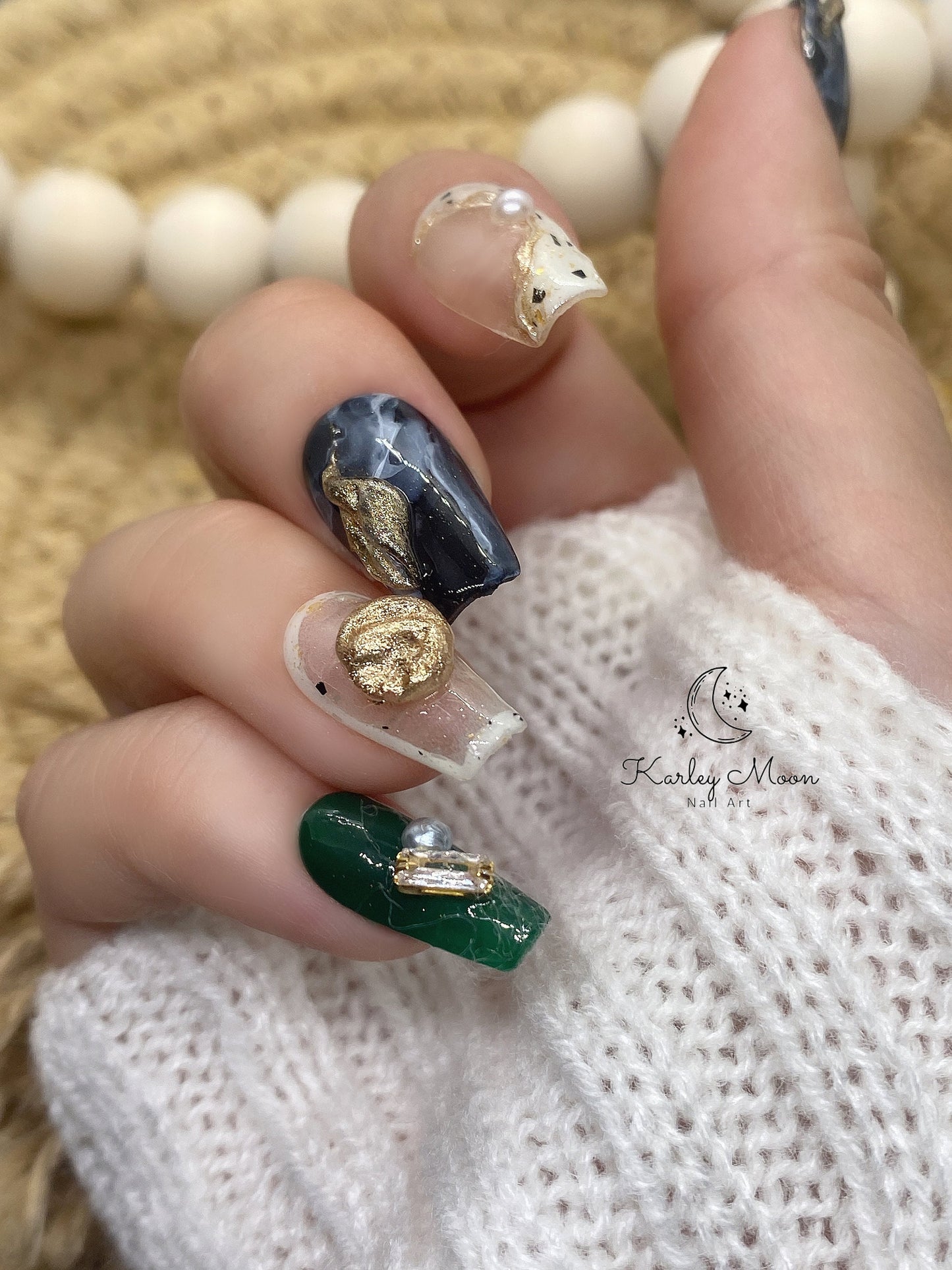 Elegant Fancy Golden Stone Winter Press On Nails - KarleyMoonNail