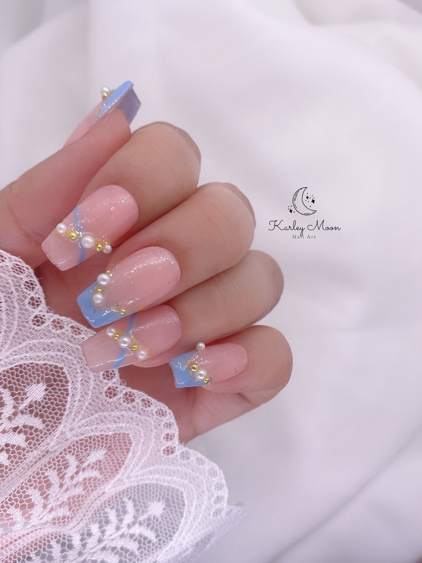 Casual Hand Painted Blue and Pink Classic Pearl Press On Nails - KarleyMoonNail