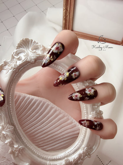 Vintage Classic Golden Flowers Press On Nails - KarleyMoonNail