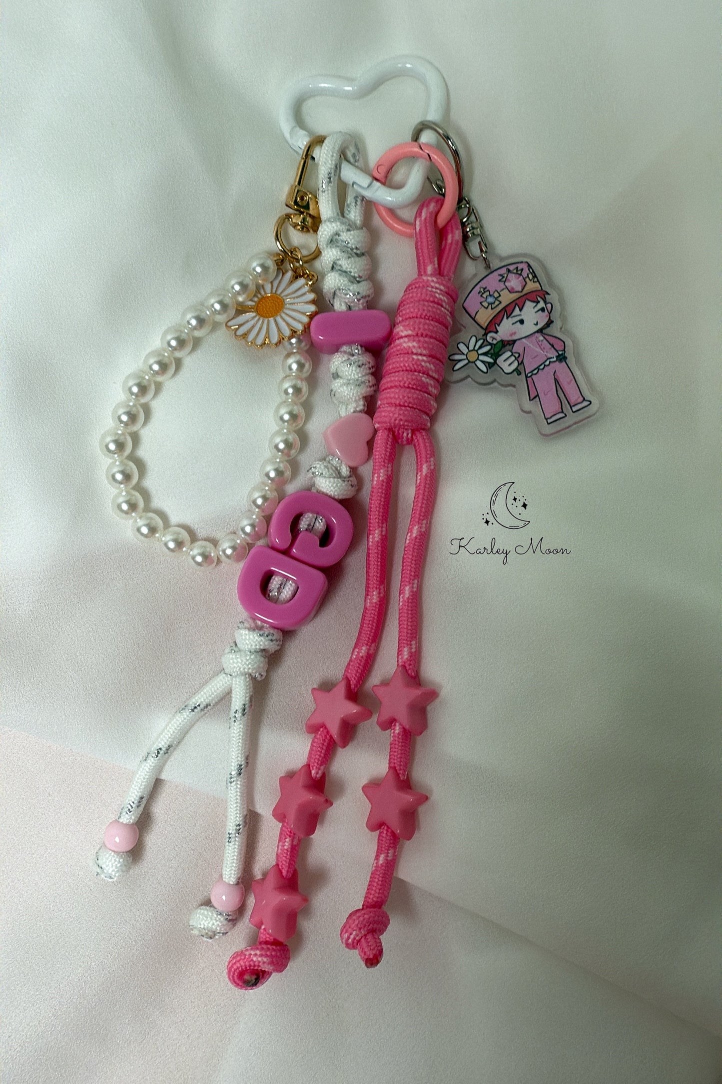 G-Dragon K-Pop Keychain: Bag Charm Accessory - KarleyMoonNail