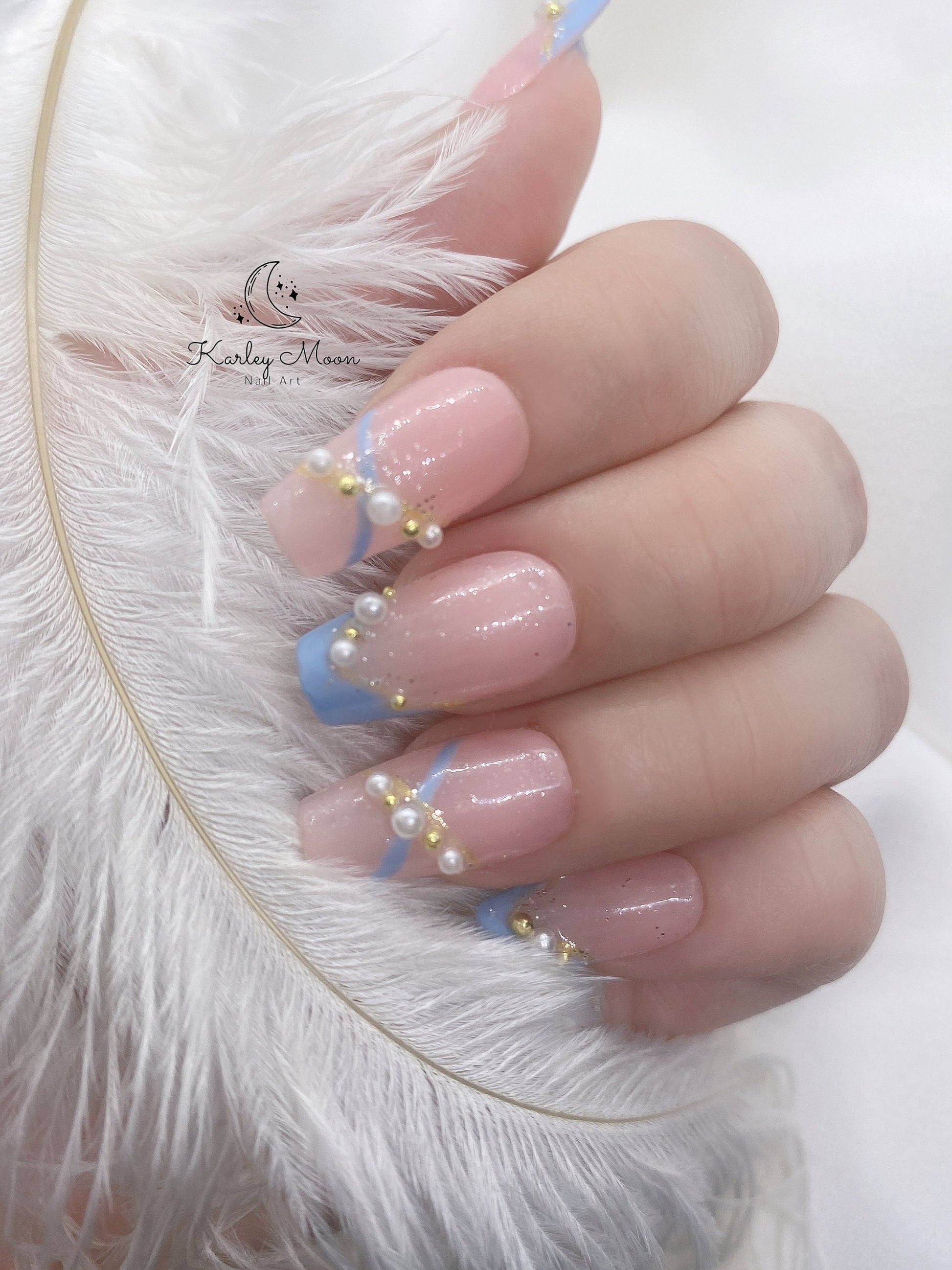 Casual Hand Painted Blue and Pink Classic Pearl Press On Nails - KarleyMoonNail