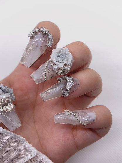 Luxury Fancy Flower Rhinestones Press On Nails
